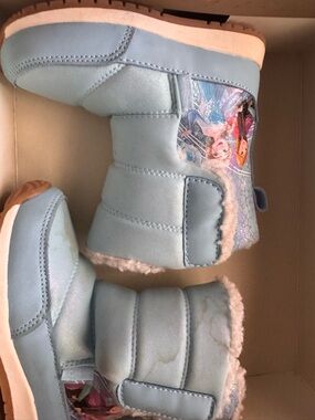 Tucker and Tate frozen nordstrom snow boots toddler 7